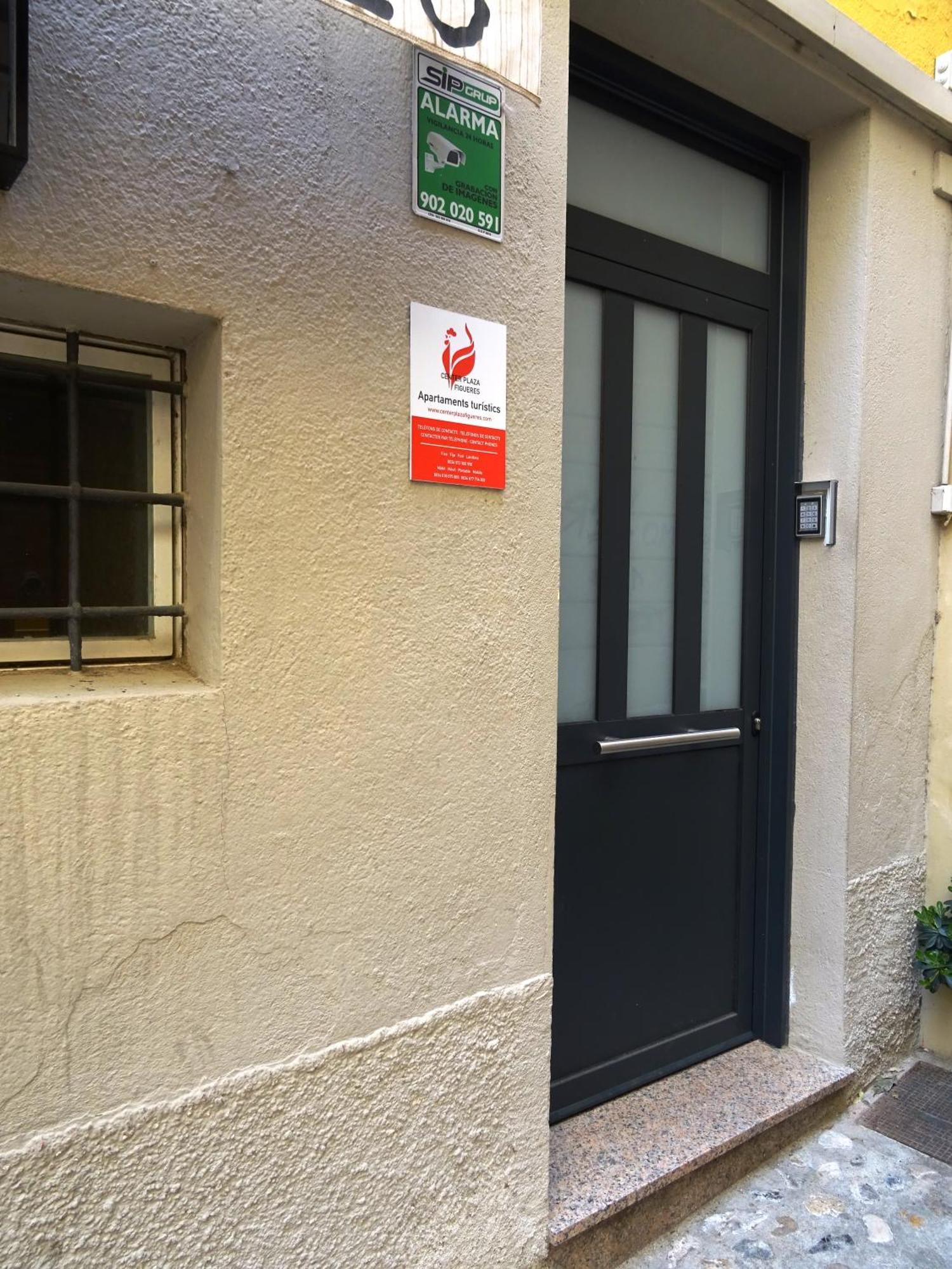 Center Plaza Figueres Apartment Figueres  Exterior photo