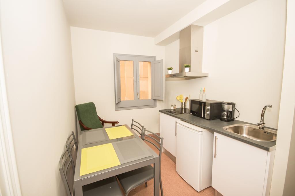 Center Plaza Figueres Apartment Figueres  Exterior photo